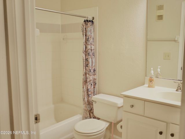 10000 GATE Parkway 1614, Jacksonville, FL 32246