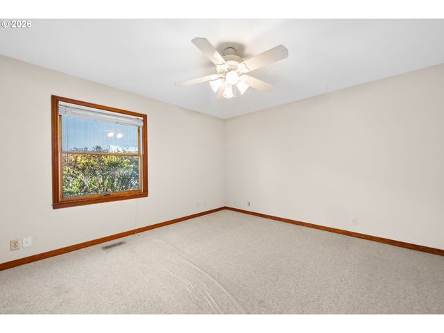 33887 CHURCH Rd, Warren, OR 97053