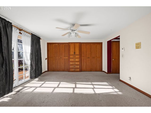 33887 CHURCH Rd, Warren, OR 97053