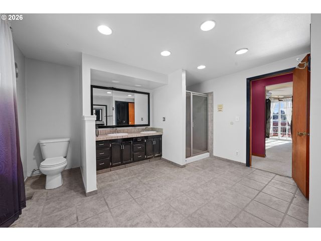 33887 CHURCH Rd, Warren, OR 97053