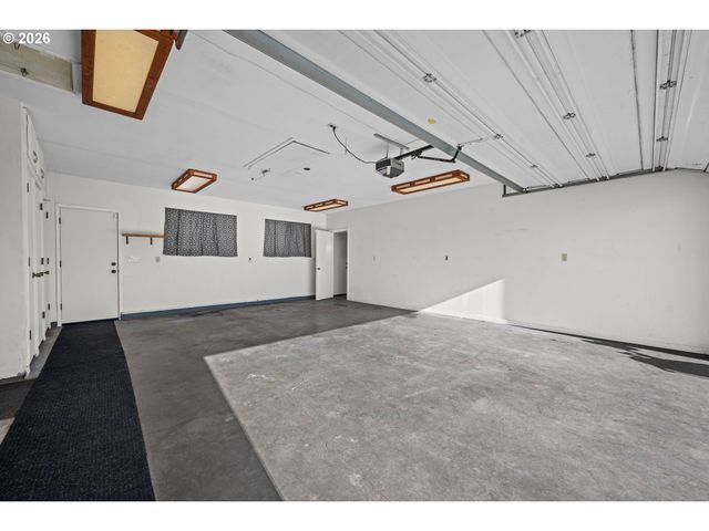 33887 CHURCH Rd, Warren, OR 97053