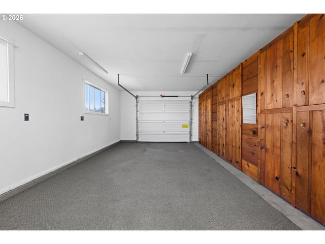 33887 CHURCH Rd, Warren, OR 97053