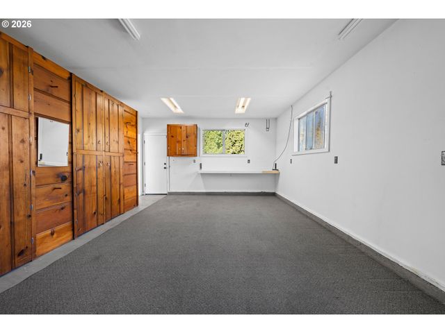 33887 CHURCH Rd, Warren, OR 97053