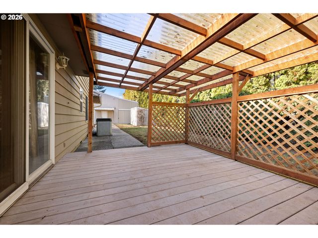33887 CHURCH Rd, Warren, OR 97053