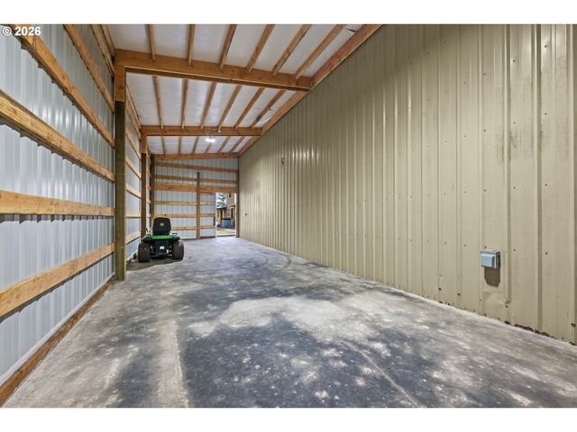 33887 CHURCH Rd, Warren, OR 97053