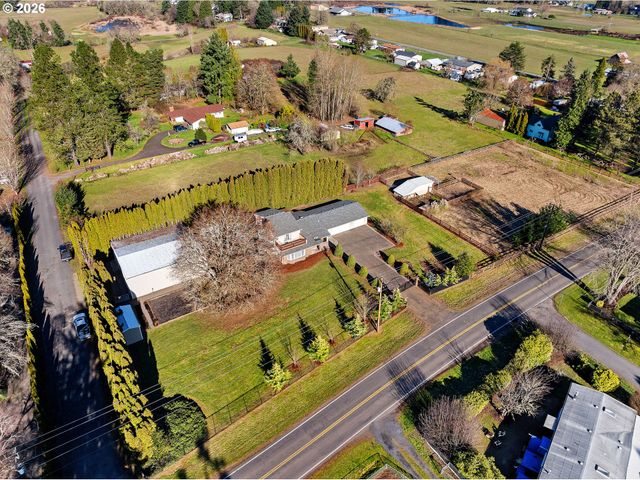 33887 CHURCH Rd, Warren, OR 97053