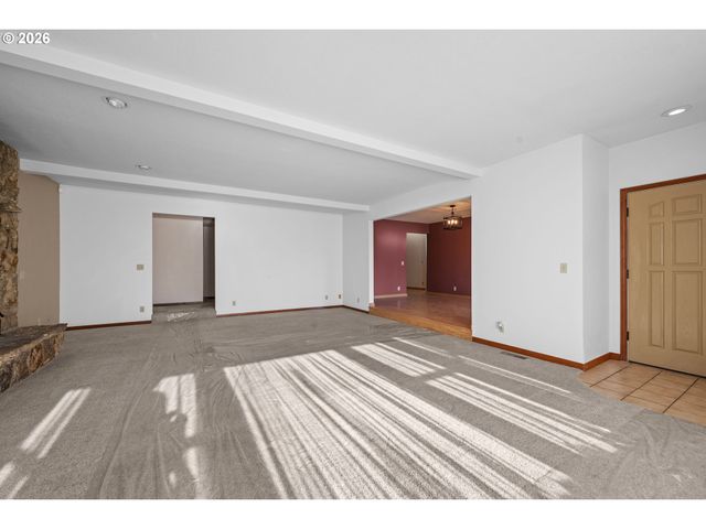 33887 CHURCH Rd, Warren, OR 97053
