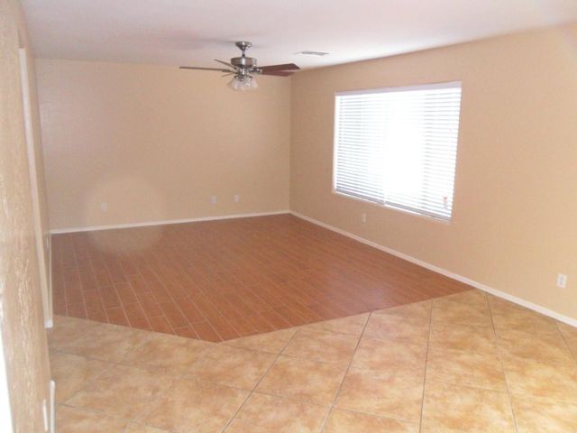 25863 W Elizabeth Avenue, Buckeye, AZ 85326