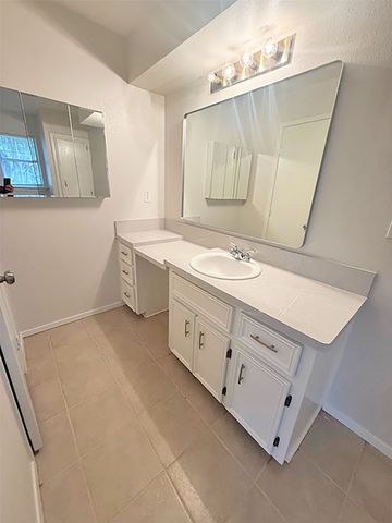 1429 Lakeshore Boulevard, Oak Point, TX 75068