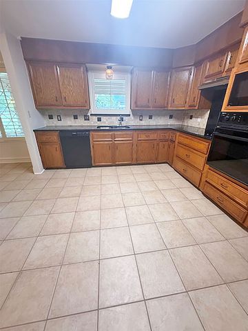 1429 Lakeshore Boulevard, Oak Point, TX 75068