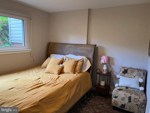 6305 TONE DR, Bethesda, MD 20817