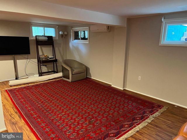 6305 TONE DR, Bethesda, MD 20817