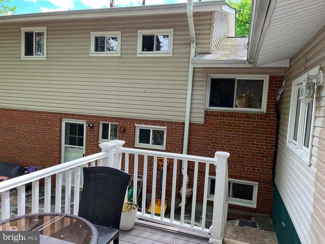 6305 TONE DR, Bethesda, MD 20817