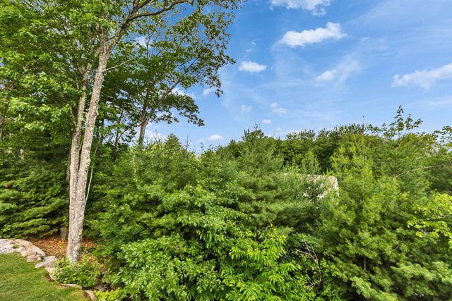 25 Reserve Way # 60, Milford, NH 03055