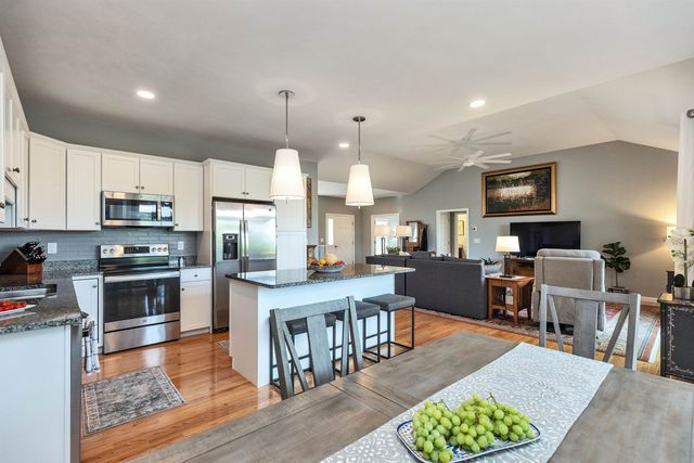 25 Reserve Way # 60, Milford, NH 03055