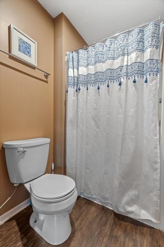 10150 S Windsor DRIVE, Oak Creek, WI 53154