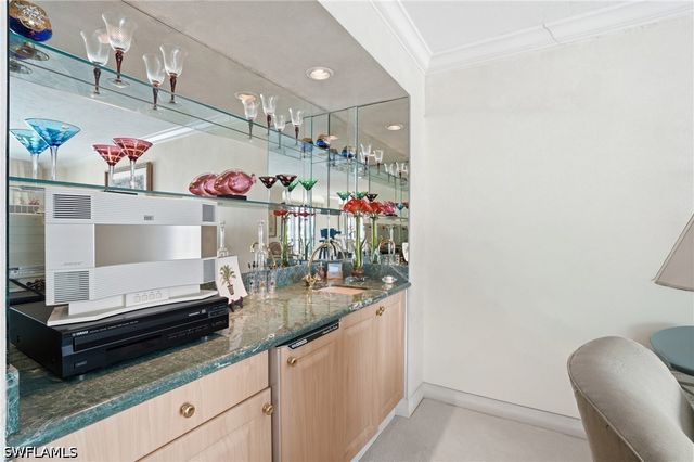 4401 Gulf Shore BLVD N 1206, Naples, FL 34103