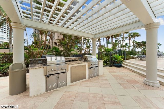 4401 Gulf Shore BLVD N 1206, Naples, FL 34103