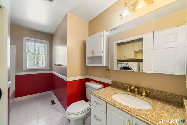 1020 Shepard Avenue, Hamden, CT 06514