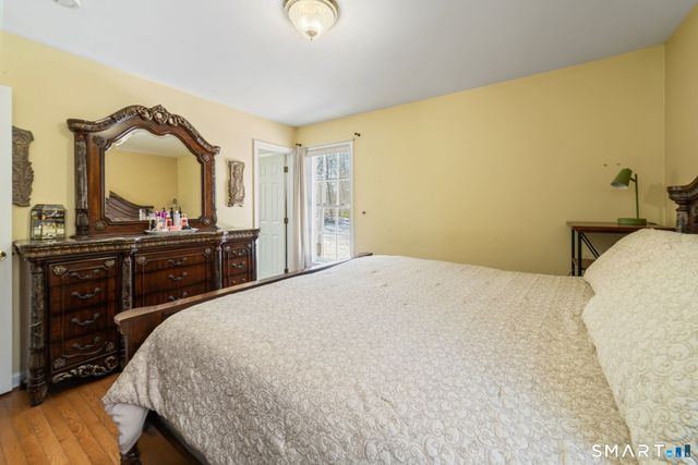 1020 Shepard Avenue, Hamden, CT 06514