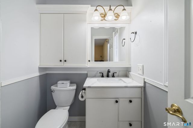 1020 Shepard Avenue, Hamden, CT 06514