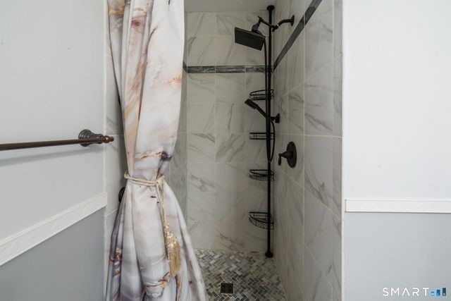 1020 Shepard Avenue, Hamden, CT 06514