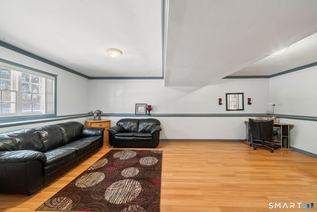 1020 Shepard Avenue, Hamden, CT 06514