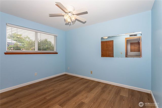 31610 7th Place S, Federal Way, WA 98003