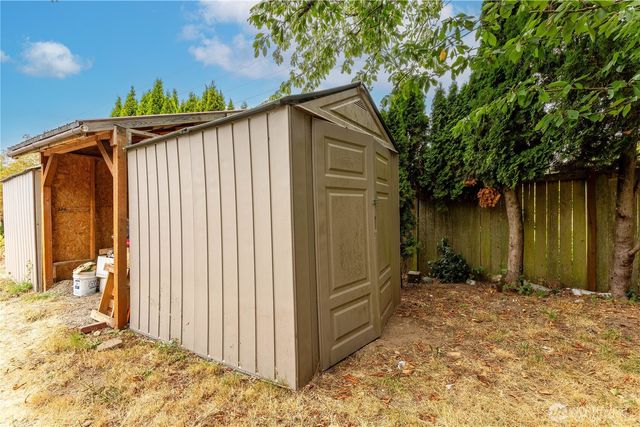 31610 7th Place S, Federal Way, WA 98003