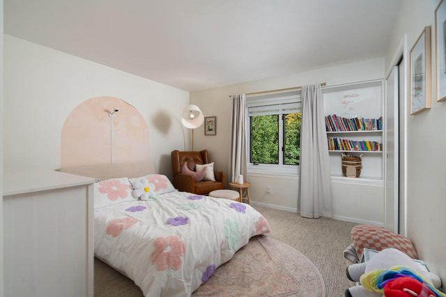 9541 W Ruby AVENUE, Wauwatosa, WI 53225