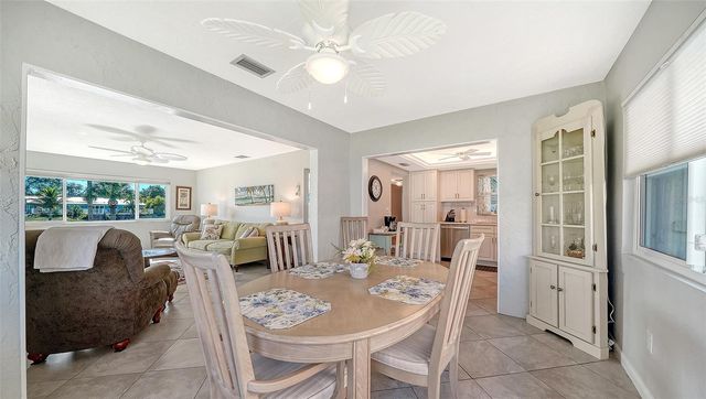 2657 RIVERBLUFF PARKWAY V122, Sarasota, FL 34231