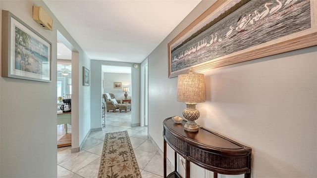 2657 RIVERBLUFF PARKWAY V122, Sarasota, FL 34231