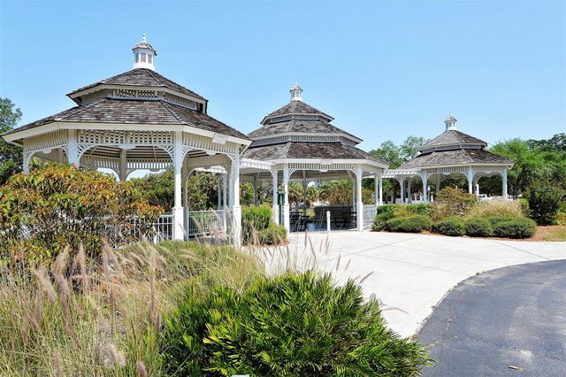 2657 RIVERBLUFF PARKWAY V122, Sarasota, FL 34231