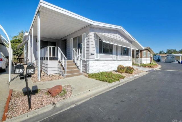 2130 Sunset 134, Vista, CA 92081