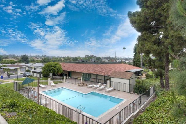 2130 Sunset 134, Vista, CA 92081