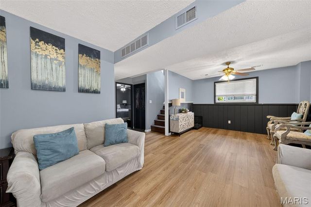 1973 Tealwood Cove Drive, Florissant, MO 63031