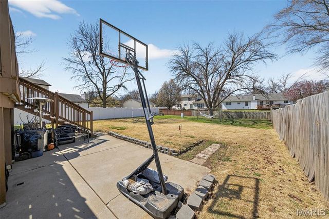 1973 Tealwood Cove Drive, Florissant, MO 63031