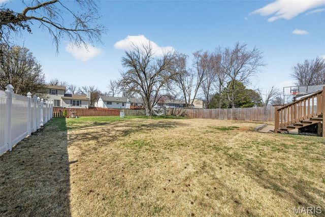 1973 Tealwood Cove Drive, Florissant, MO 63031