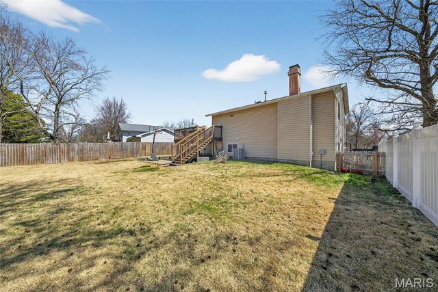 1973 Tealwood Cove Drive, Florissant, MO 63031