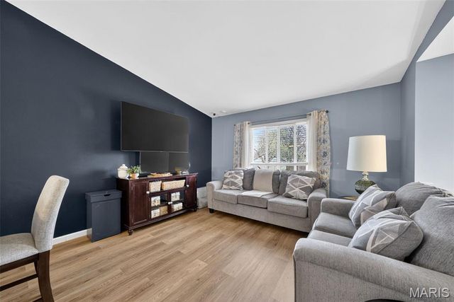 1973 Tealwood Cove Drive, Florissant, MO 63031