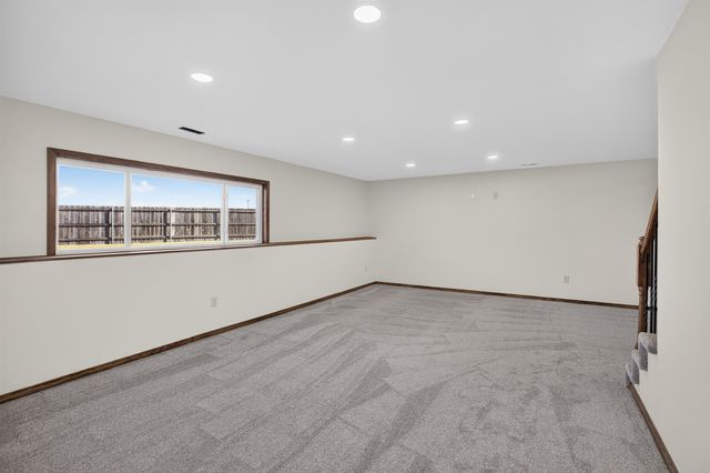 5216 N Colonial, Bel Aire, KS 67226
