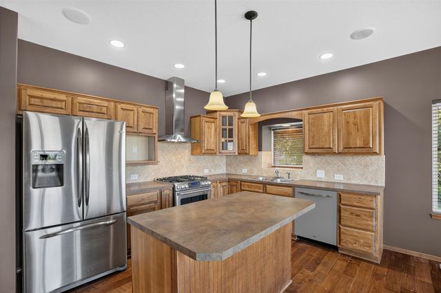 5216 N Colonial, Bel Aire, KS 67226