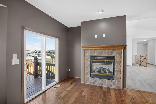 5216 N Colonial, Bel Aire, KS 67226