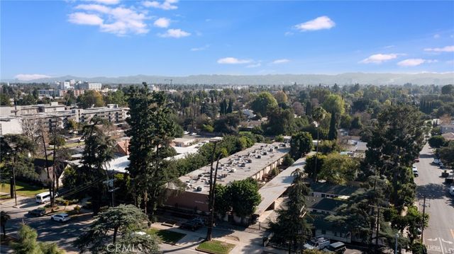 15542 Sherman Way 11, Van Nuys, CA 91406