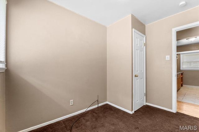 219 Presley Drive, St Louis, MO 63137