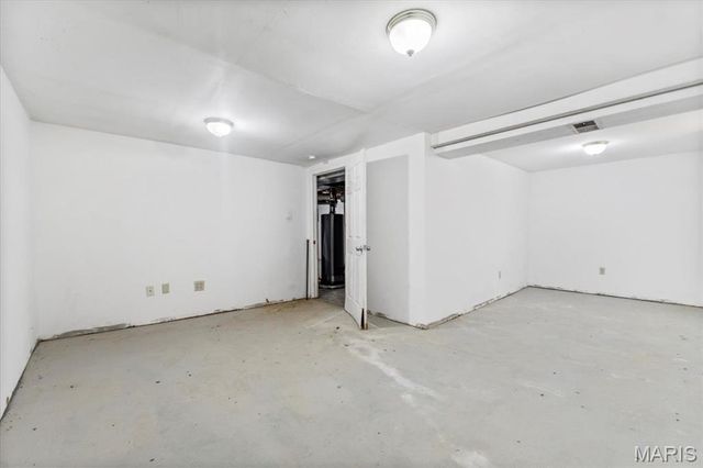 219 Presley Drive, St Louis, MO 63137