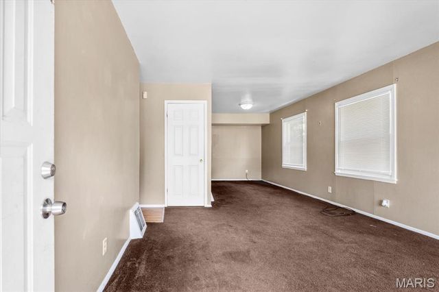 219 Presley Drive, St Louis, MO 63137