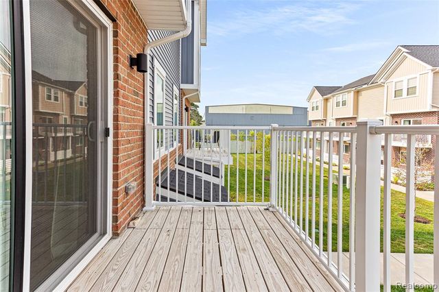 4837 Lismore Lane, Troy, MI 48085