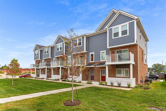 4837 Lismore Lane, Troy, MI 48085