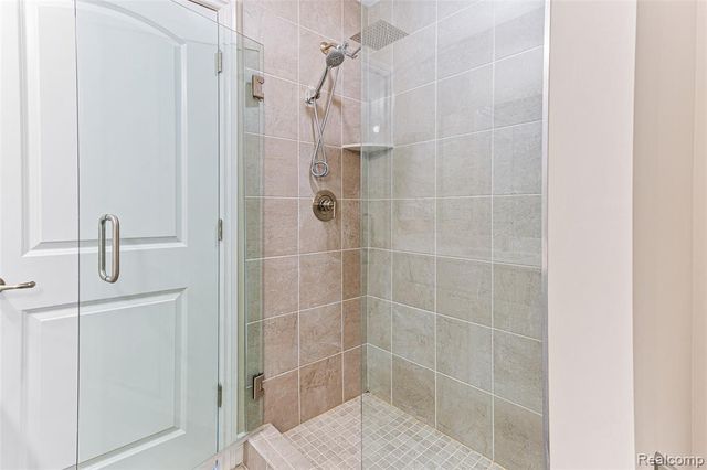 4837 Lismore Lane, Troy, MI 48085